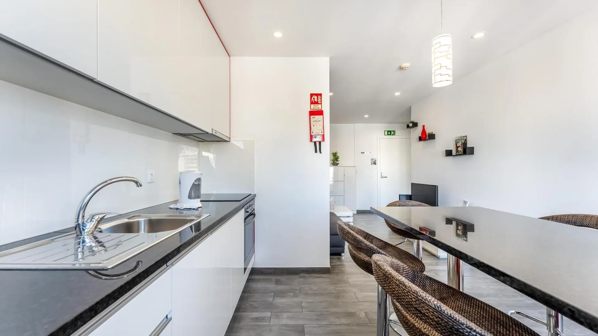 Apartamento Red Velvet 1 Bdr Flat With Balcony By Lovelystay Portimão